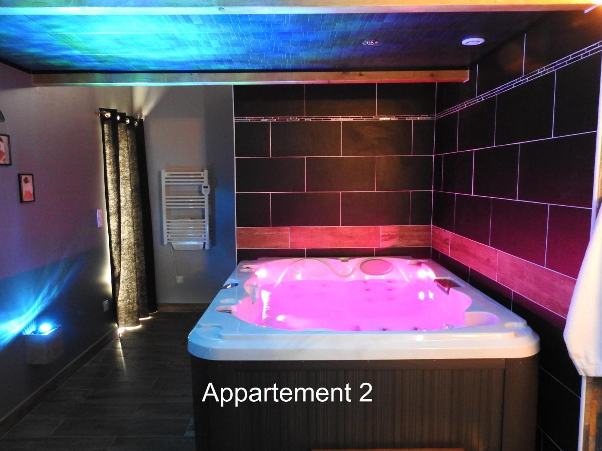 Love Room Narbonne Exterior photo